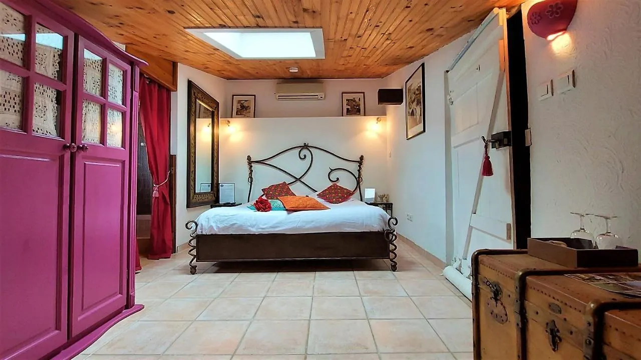 Bed and Breakfast La Bergerie Du Moulin Taradeau 3*,